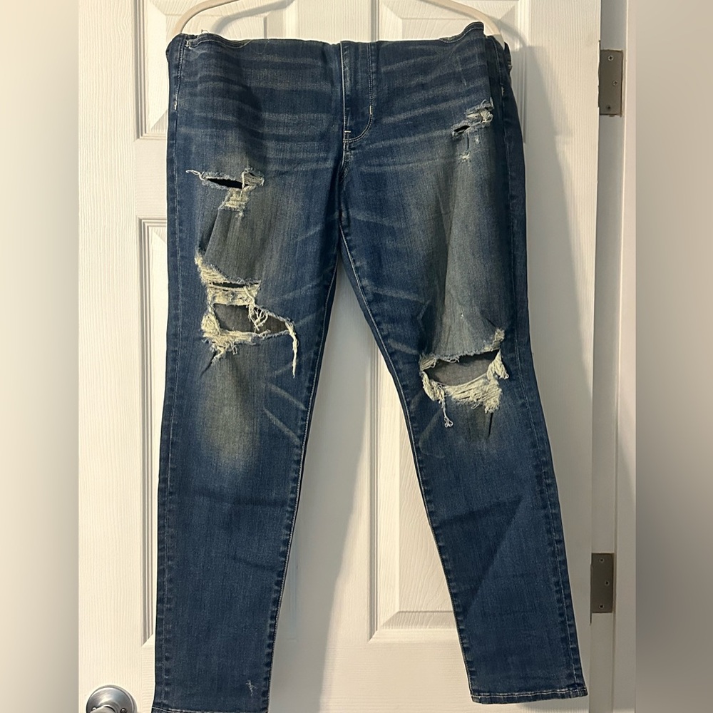 American Eagle. Dark Blue Hi-Rise Jegging